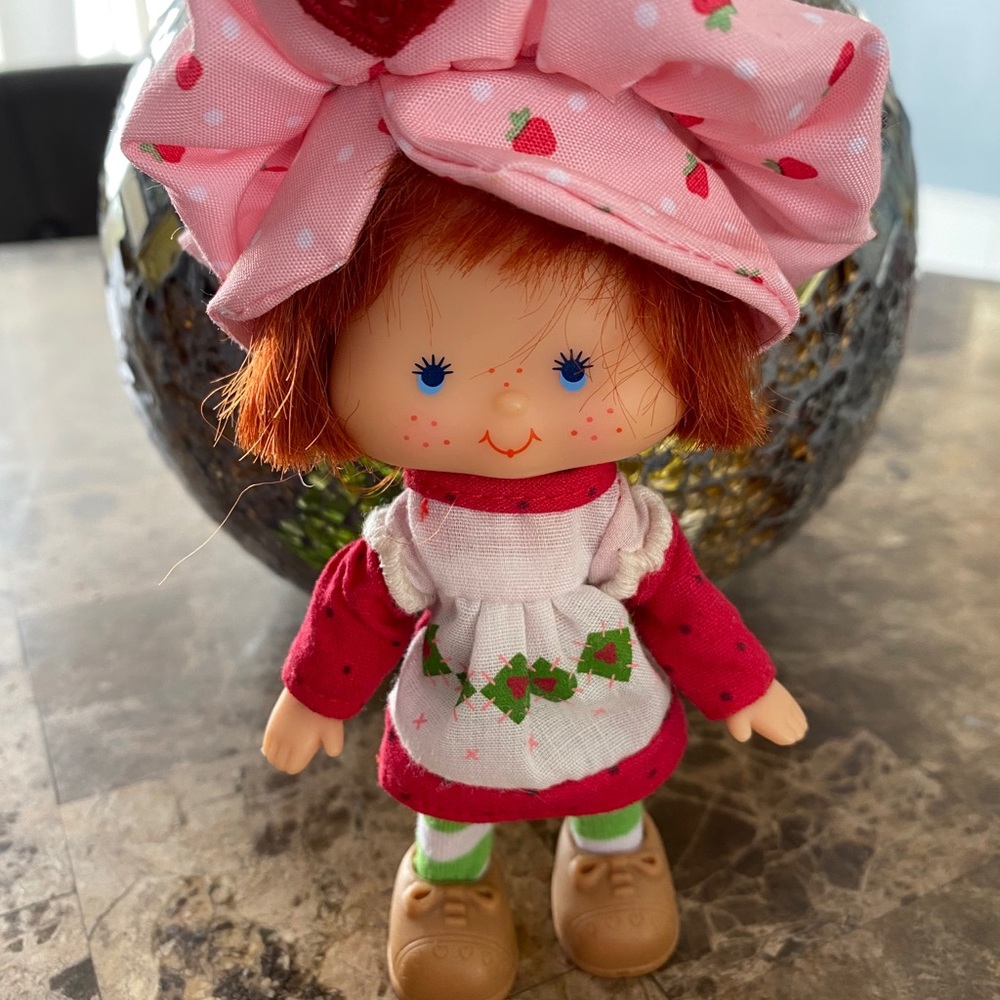 Strawberry Shortcake doll